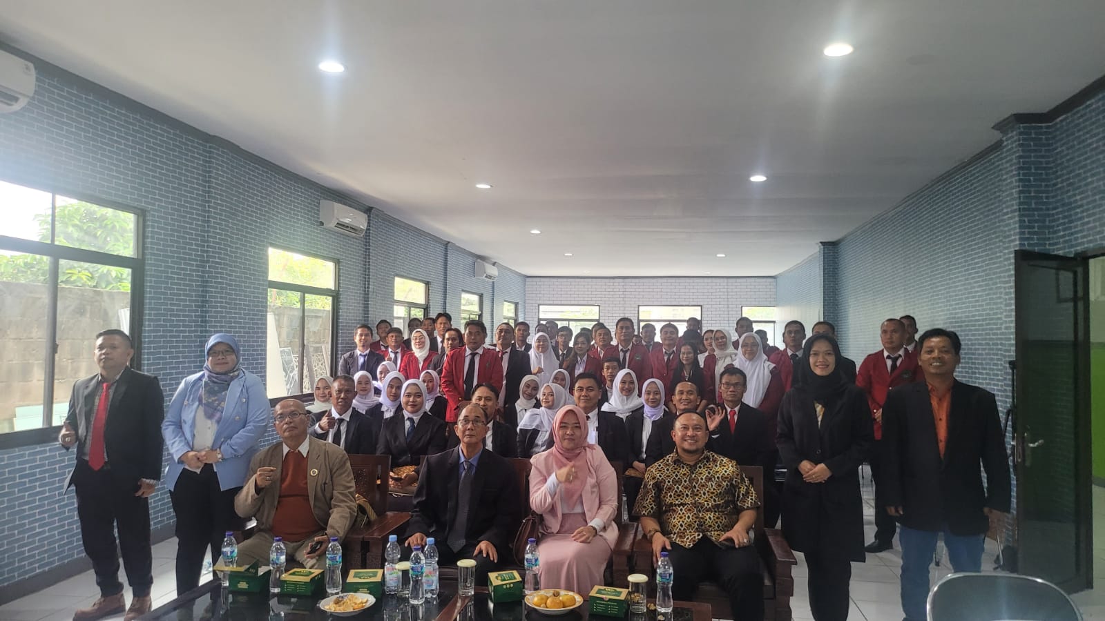 Kampus Universitas Dharma Indonesia